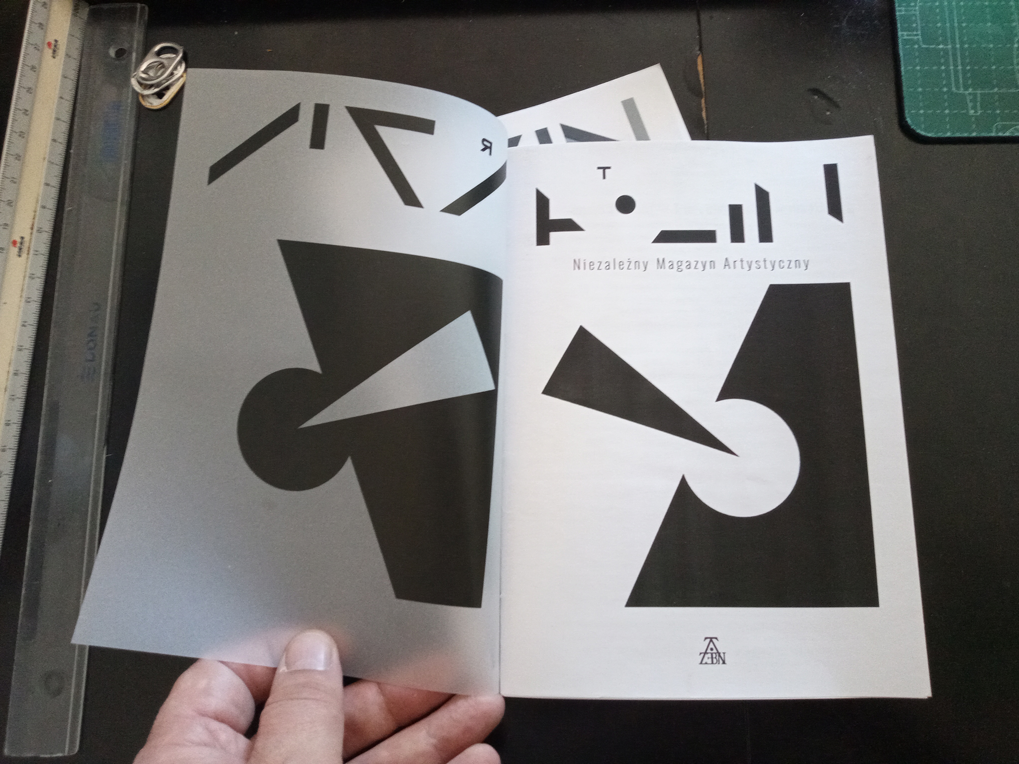 ArtZIN nr 1 - okładka otwarta